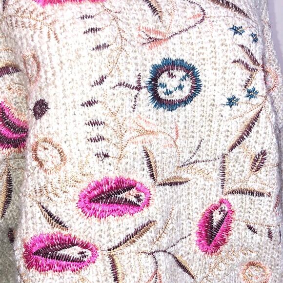 Woven Heart Embroidered Floral Sweater Tan Large - Picture 2 of 10